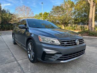 Used 2016 Volkswagen Passat 1.8T R-Line w/ R-Line Lighting Package image 1