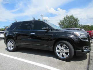 Used 2017 GMC Acadia Limited SLT image 1