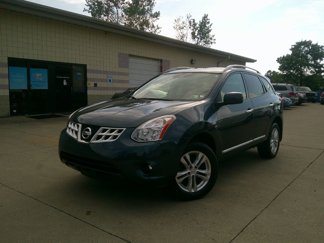 Used 2013 Nissan Rogue SV w/ Premium Pkg image 1