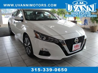 Used 2021 Nissan Altima 2.5 SL image 1