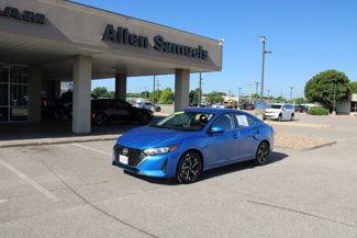 Used 2025 Nissan Sentra SV image 1