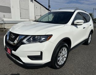 Used 2020 Nissan Rogue SV image 1