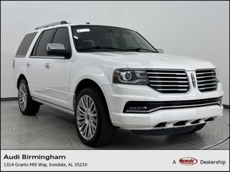 Used 2017 Lincoln Navigator Select image 1