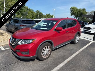 Used 2017 Nissan Rogue S image 1