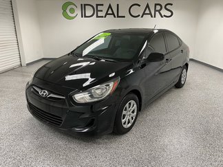 Used 2012 Hyundai Accent GLS image 1