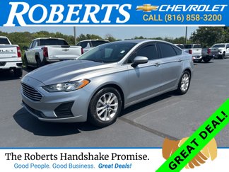 Used 2020 Ford Fusion SE image 1