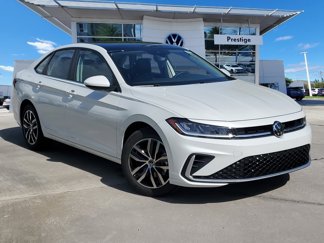 New 2025 Volkswagen Jetta SE image 1