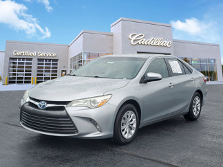 Used 2017 Toyota Camry LE image 1