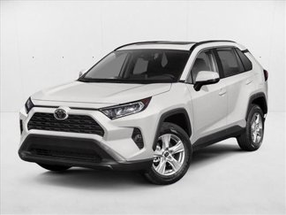 Used 2021 Toyota RAV4 XLE image 1