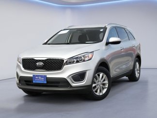 Used 2016 Kia Sorento LX image 1