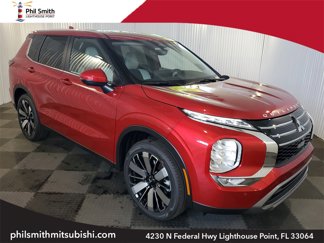 New 2025 Mitsubishi Outlander SE image 1
