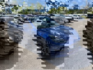 Used 2018 Tesla Model 3 Long Range image 1