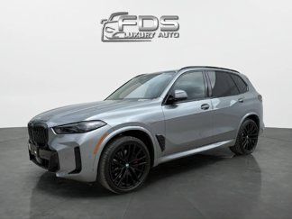 Used 2024 BMW X5 xDrive40i w/ M Sport Package image 1