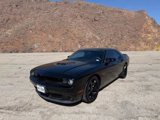 Used 2016 Dodge Challenger R/T image 1