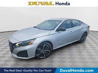 Used 2023 Nissan Altima 2.5 SR image 1