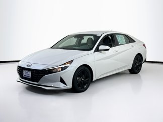 Used 2022 Hyundai Elantra SEL w/ Convenience Package image 1