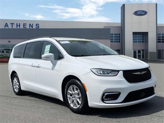 Used 2022 Chrysler Pacifica Touring-L image 1