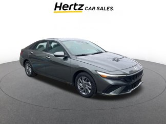 Used 2024 Hyundai Elantra SEL image 1