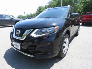 Used 2017 Nissan Rogue S w/ S Appearance Package image 1