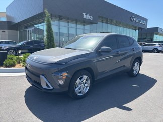 New 2025 Hyundai Kona SE image 1