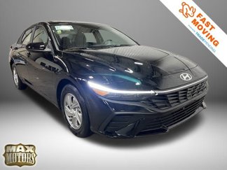New 2025 Hyundai Elantra SE image 1
