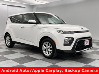Used 2020 Kia Soul S image 1