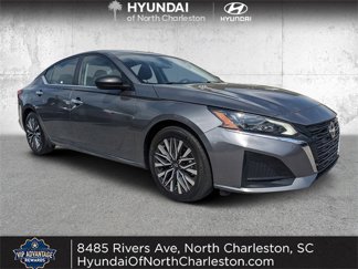 Used 2024 Nissan Altima 2.5 SV image 1