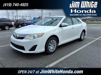 Used 2014 Toyota Camry L image 1