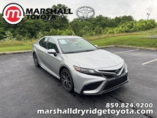 Used 2021 Toyota Camry SE image 1
