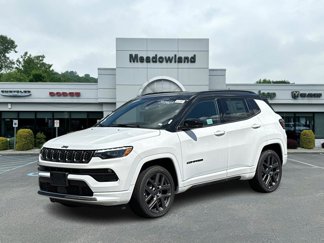 New 2025 Jeep Compass Limited w/ High Altitude Package image 1