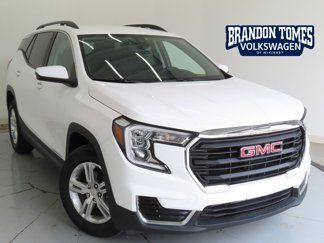 Used 2022 GMC Terrain SLE w/ Driver Convenience Package image 1