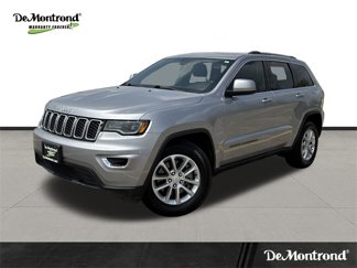 Used 2021 Jeep Grand Cherokee Laredo image 1