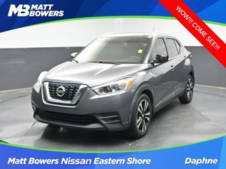 Used 2019 Nissan Kicks SV image 1