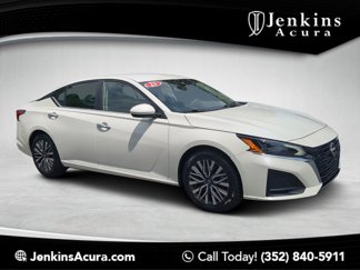 Used 2023 Nissan Altima 2.5 SV image 1