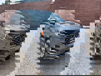 Certified 2022 Ford Edge Titanium w/ Equipment Group 301A image 1