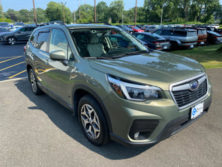 Used 2021 Subaru Forester Premium image 1