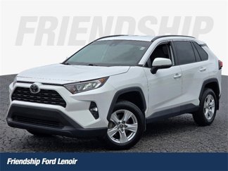 Used 2021 Toyota RAV4 XLE video 1
