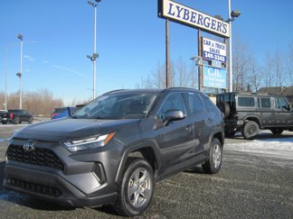 Used 2023 Toyota RAV4 XLE image 1