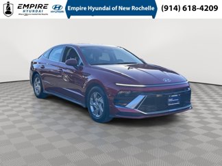Used 2025 Hyundai Sonata SE image 1
