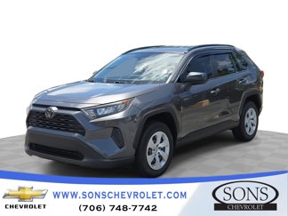 Used 2019 Toyota RAV4 LE image 1