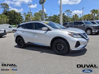 Used 2020 Nissan Murano SV image 1