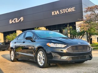 Used 2019 Ford Fusion SE image 1