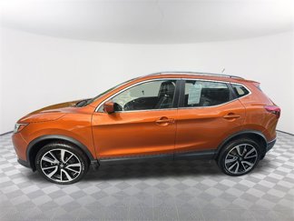 Used 2017 Nissan Rogue Sport SL image 1