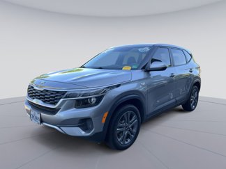 Used 2021 Kia Seltos LX image 1