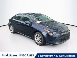 Used 2022 Toyota Corolla LE image 1