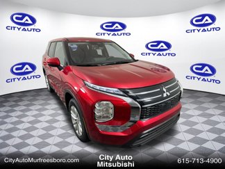 New 2025 Mitsubishi Outlander ES image 1