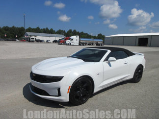 Used 2023 Chevrolet Camaro LT image 1