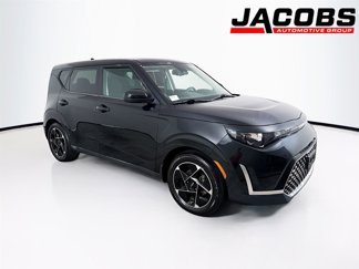Used 2023 Kia Soul EX image 1