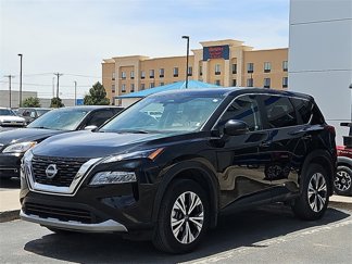 Used 2023 Nissan Rogue SV image 1