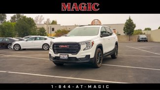 Used 2023 GMC Terrain SLE w/ Driver Convenience Package image 1